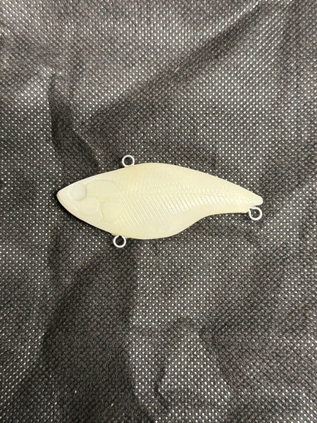 Unpainted Lipless